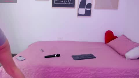 Snapshot of lycoris_ chatting on 04/16/26, 09:39 Lycoris online show from 04/16/26, 09:39