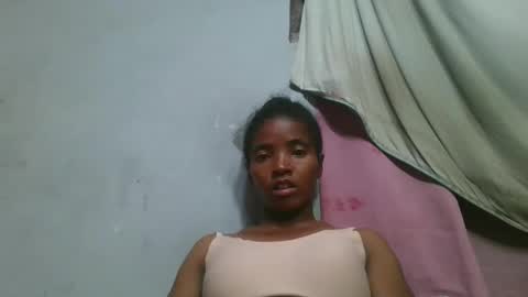 lydie856696 online show from 04/27/26, 08:23