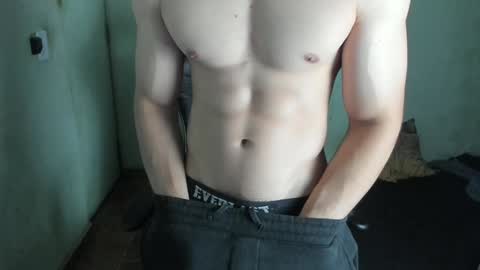 Snapshot of lyg7 chatting on 01/25/25, 12:17 Gothdaddy online show from 01/25/25, 12:17