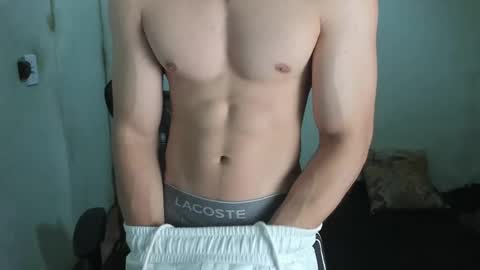 Snapshot of lyg7 chatting on 02/23/25, 10:42 Gothdaddy online show from 02/23/25, 10:42