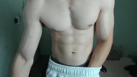 Snapshot of lyg7 chatting on 11/13/25, 11:03 Gothdaddy online show from 11/13/25, 11:03