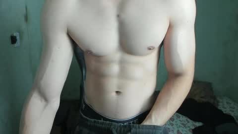 Snapshot of lyg7 chatting on 04/17/26, 04:48 Gothdaddy online show from 04/17/26, 04:48