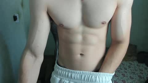 Snapshot of lyg7 chatting on 04/23/26, 11:42 Gothdaddy online show from 04/23/26, 11:42