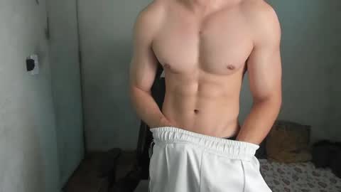 Snapshot of lyg7 chatting on 04/23/26, 12:29 Gothdaddy online show from 04/23/26, 12:29