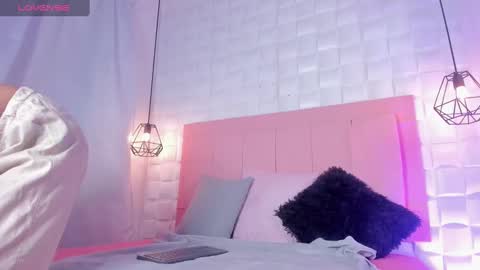 Lyhana Lee online show from 02/24/25, 12:16