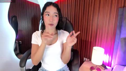 Lyhana Lee online show from 09/27/25, 12:43