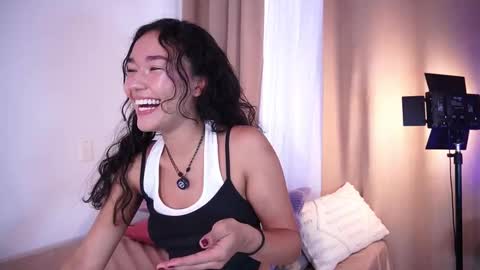 Snapshot of lyhana_lee chatting on 03/29/26, 01:11 Lyhana Lee online show from 03/29/26, 01:11