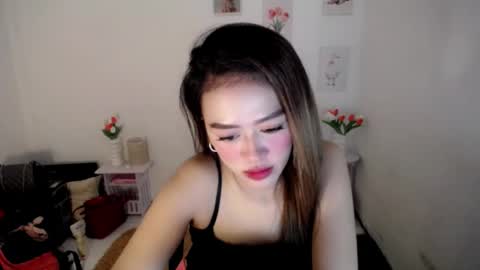 Snapshot of lyka1215 chatting on 07/30/26, 02:38 Lyka online show from 07/30/26, 02:38