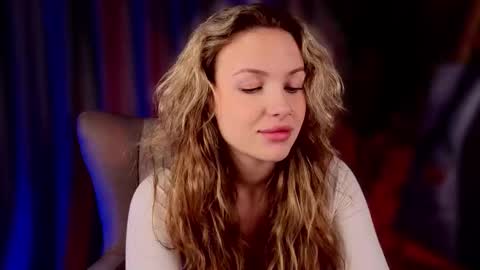 simply Eliza  online show from 09/28/25, 07:03