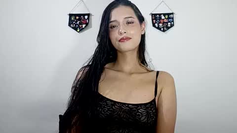 lyla online show from 06/05/26, 02:51