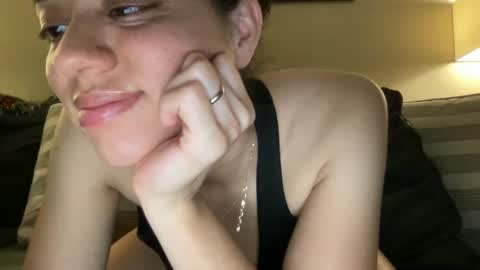 Snapshot of lylajades chatting on 01/29/25, 06:22 Olivia online show from 01/29/25, 06:22