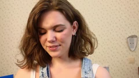 hi im Lyle online show from 12/02/24, 06:52