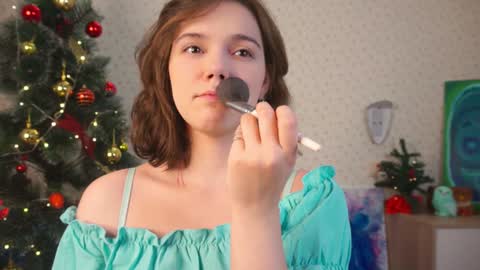 hi im Lyle online show from 12/19/24, 03:07