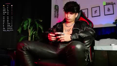 Snapshot of lylebennett_ chatting on 02/09/26, 12:20 Lyle Bennett Freelance Model online show from 02/09/26, 12:20