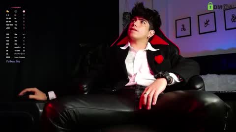 Snapshot of lylebennett_ chatting on 02/14/26, 01:41 Lyle Bennett Freelance Model online show from 02/14/26, 01:41