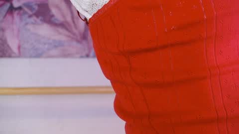 Snapshot of lyly_loveyou chatting on 01/25/25, 07:28 Lyly online show from 01/25/25, 07:28