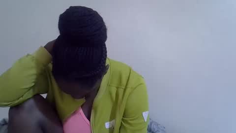lyn_anna online show from 04/29/26, 06:39