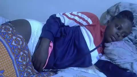 lyn_anna online show from 05/08/26, 03:01