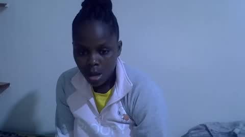 lyn_anna online show from 05/16/26, 01:02