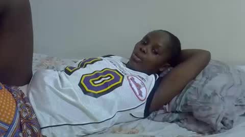 lyn_anna online show from 06/05/26, 02:34