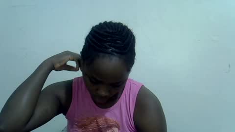 lyn_anna online show from 06/18/26, 12:11