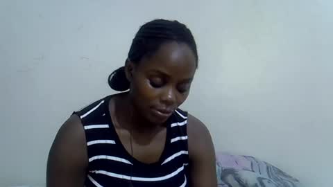 lyn_anna online show from 06/25/26, 08:13