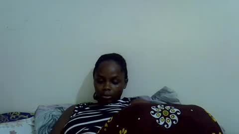 lyn_anna online show from 06/26/26, 01:37