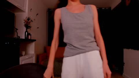 Sara online show from 01/27/25, 01:37