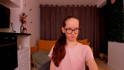 Sara online show from 01/27/25, 07:24