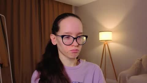 Sara online show from 01/18/26, 04:11