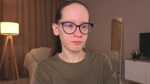 Sara online show from 05/14/26, 04:14