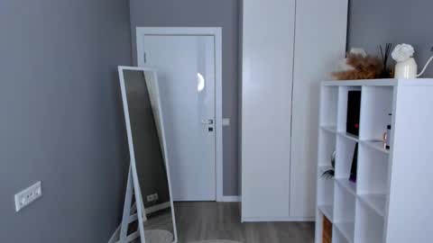  LYNN  online show from 03/06/25, 09:14