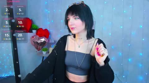 Snapshot of lynn_martin chatting on 03/04/26, 12:49 Lynn online show from 03/04/26, 12:49