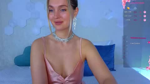 Lana online show from 12/05/25, 04:21