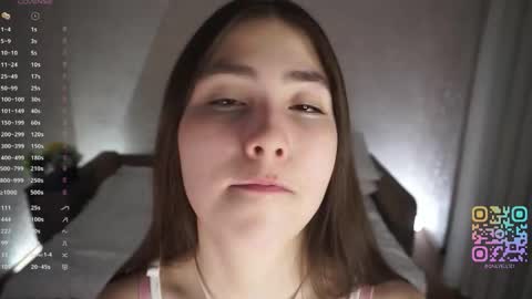 Snapshot of lynnaaspen chatting on 01/17/26, 05:16 Ellie online show from 01/17/26, 05:16