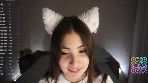 Snapshot of lynnaaspen chatting on 02/10/26, 05:06 Ellie online show from 02/10/26, 05:06