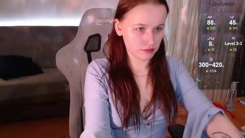 Snapshot of lynne_dawson chatting on 02/12/25, 01:59 lynne_dawson online show from 02/12/25, 01:59