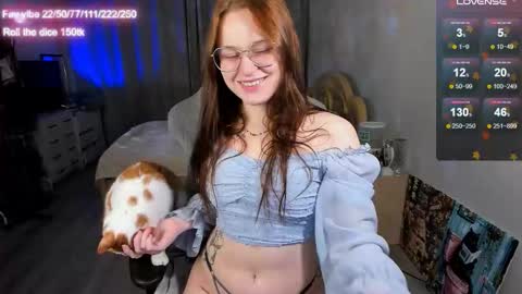 Snapshot of lynne_dawson chatting on 11/12/25, 06:19 lynne_dawson online show from 11/12/25, 06:19