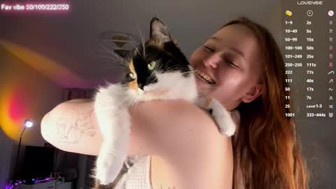 Snapshot of lynne_dawson chatting on 02/27/26, 12:38 lynne_dawson online show from 02/27/26, 12:38