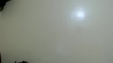 lyenne online show from 12/01/25, 08:30