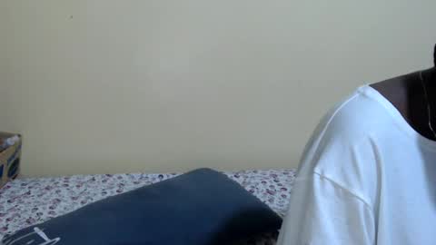 Snapshot of lynnesee chatting on 07/22/26, 02:03 lyenne online show from 07/22/26, 02:03