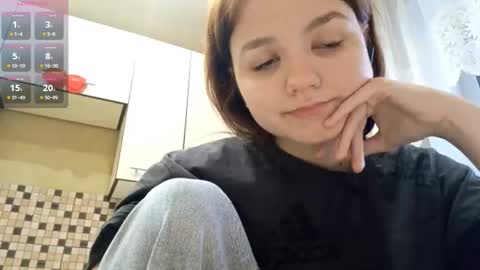 Snapshot of lynnettegustason chatting on 01/18/26, 06:28 Lynn online show from 01/18/26, 06:28