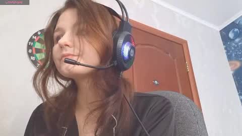 Snapshot of lynnettegustason chatting on 04/18/26, 07:34 Lynn online show from 04/18/26, 07:34