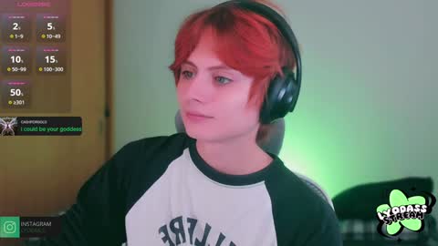 Snapshot of lyodass chatting on 01/10/25, 08:37 Lyodass online show from 01/10/25, 08:37