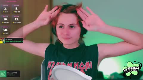 Snapshot of lyodass chatting on 02/07/25, 01:25 Lyodass online show from 02/07/25, 01:25