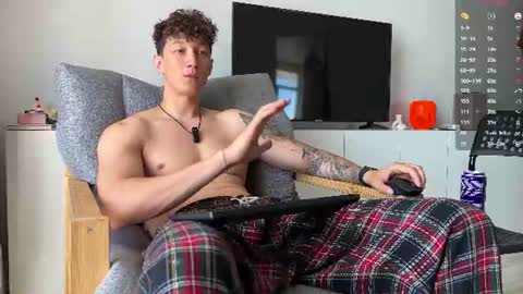 Dani online show from 06/14/26, 07:54