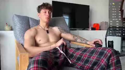 Dani online show from 06/22/26, 07:16