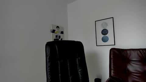 Lyonel online show from 05/28/26, 04:04