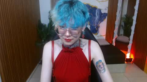 lyra_tay online show from 05/02/26, 07:19