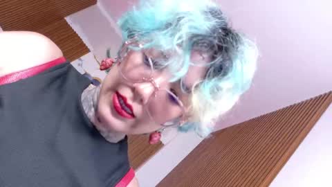 lyra_tay online show from 05/23/26, 07:07